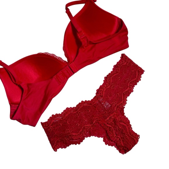 2014 Victoria's Secret Plunge Bold Red Bra Size 34B - Picture 8 of 8